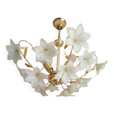 Murano chandelier with white flowers