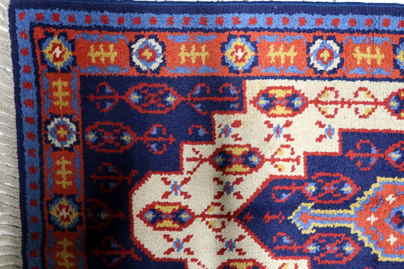 Vintage French Savonnerie rug 95 cm x 177 cm 1950s - 1C1231