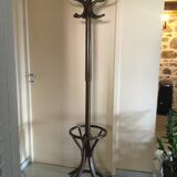 Baumann coat holder