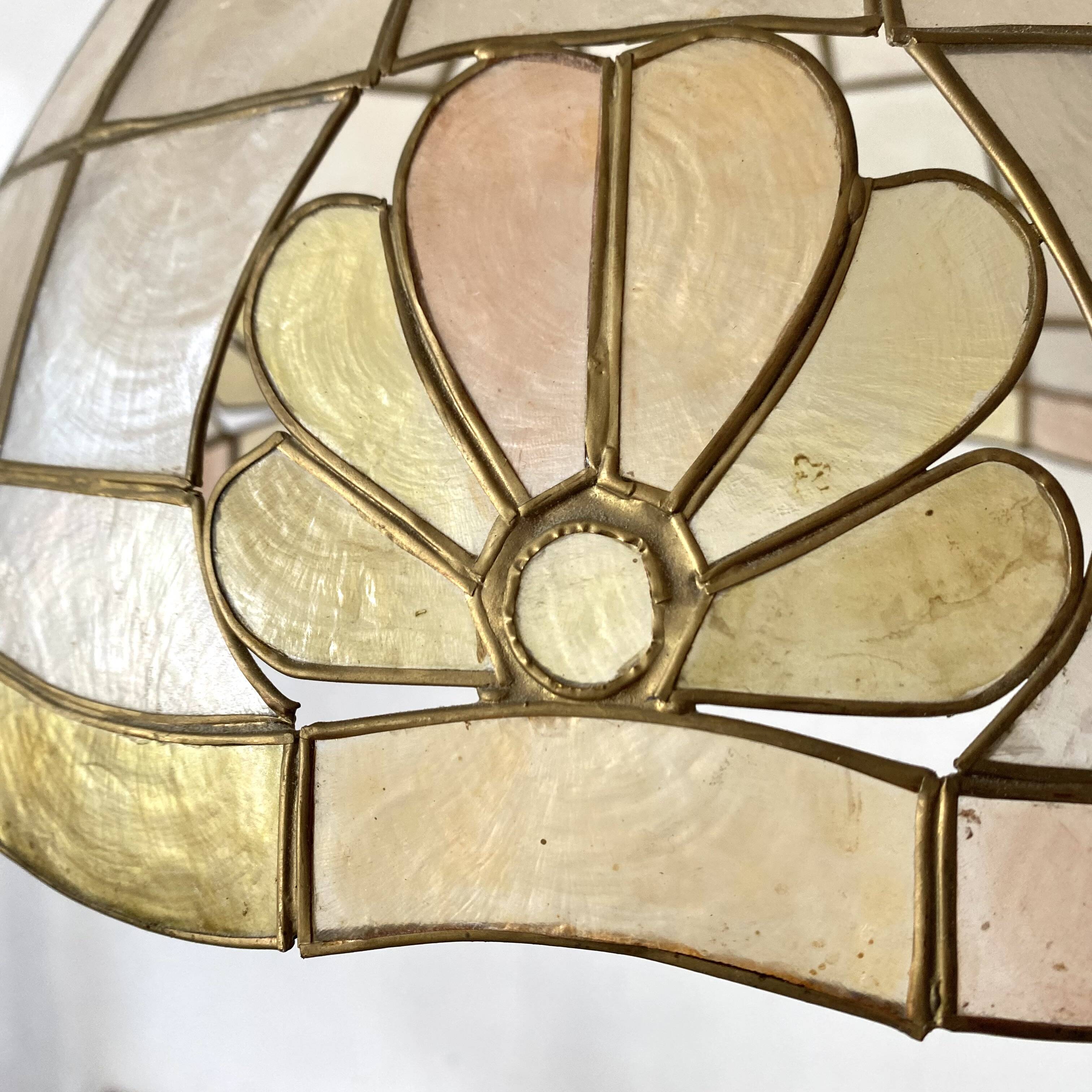 Vintage mother-of-pearl pendant light