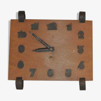 Horloge en bois