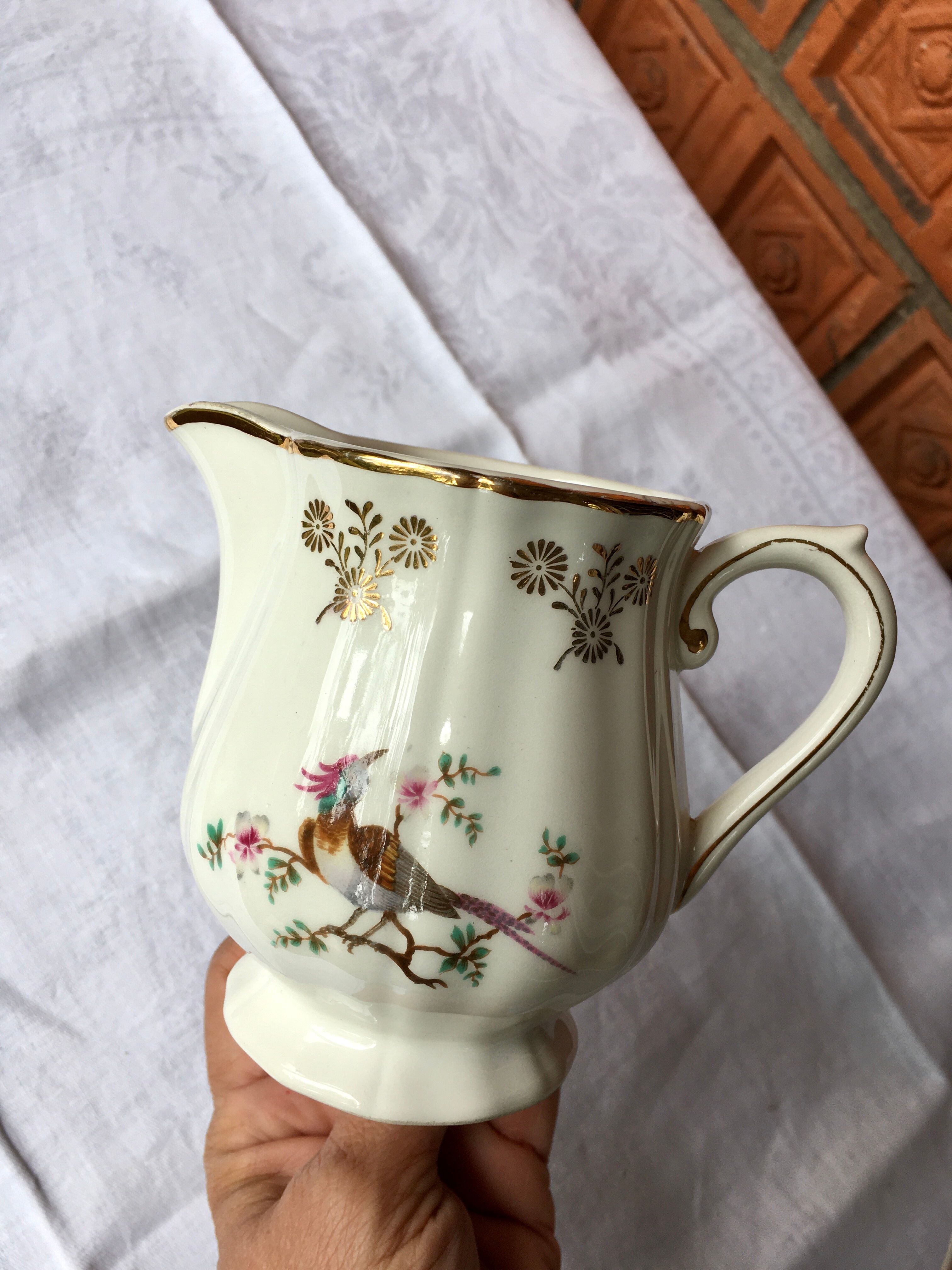 Pot à lait Gien décoré