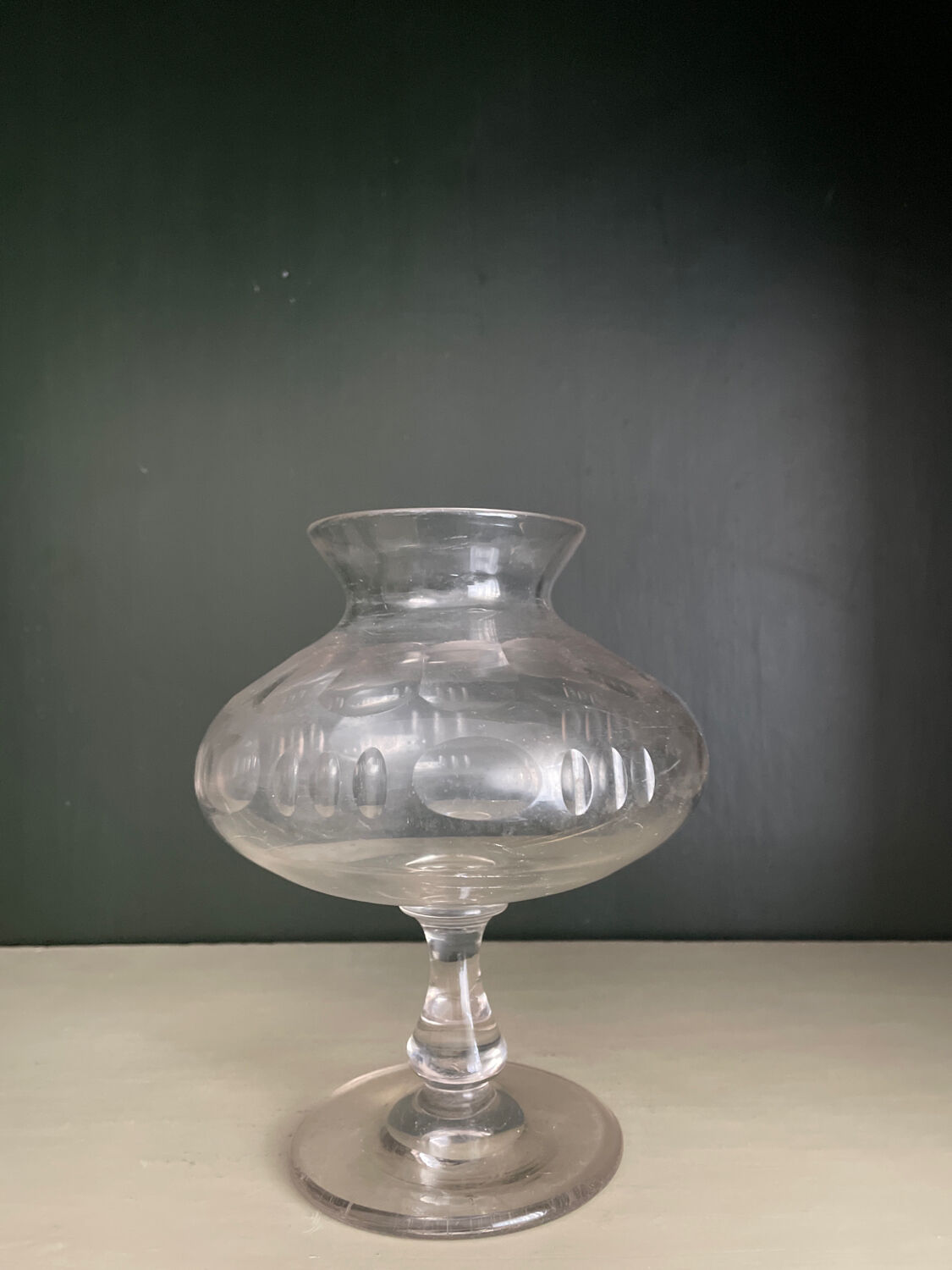 Pot with leeches crystal nineteenth century