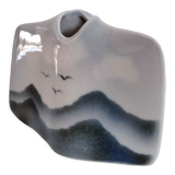 Virebent ceramic vase