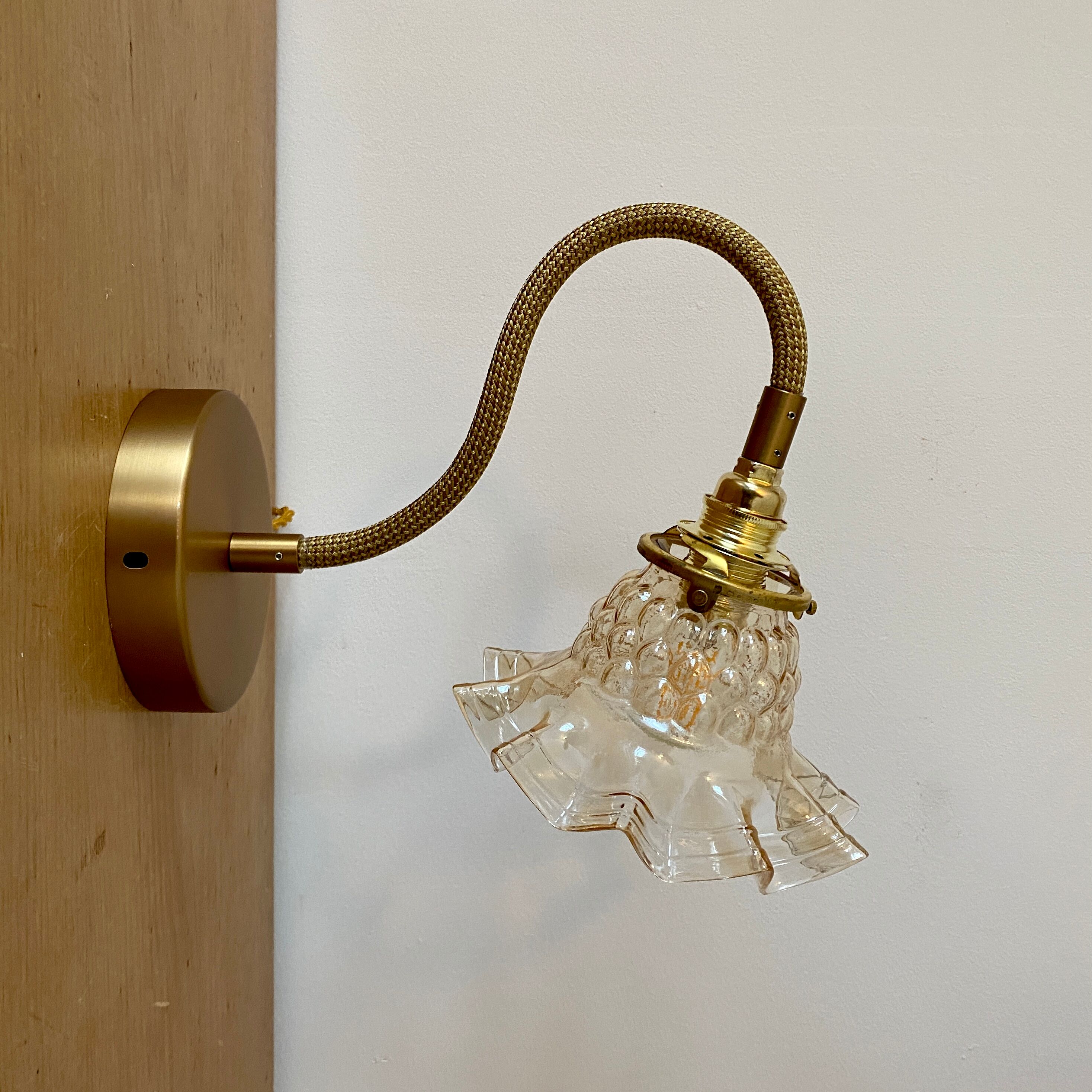 Wall lamp flexible cable tulip vintage amber glass