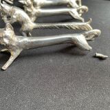 12 animal knife holders in tin