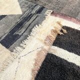 Ancient Berber rug in ecru and black violet, 100% pure virgin wool.