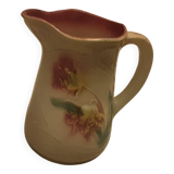 Faience barbotine creamer