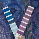Tapis turc bohème noué à la main des années 1970 180 cm x 274 cm tapis violet
