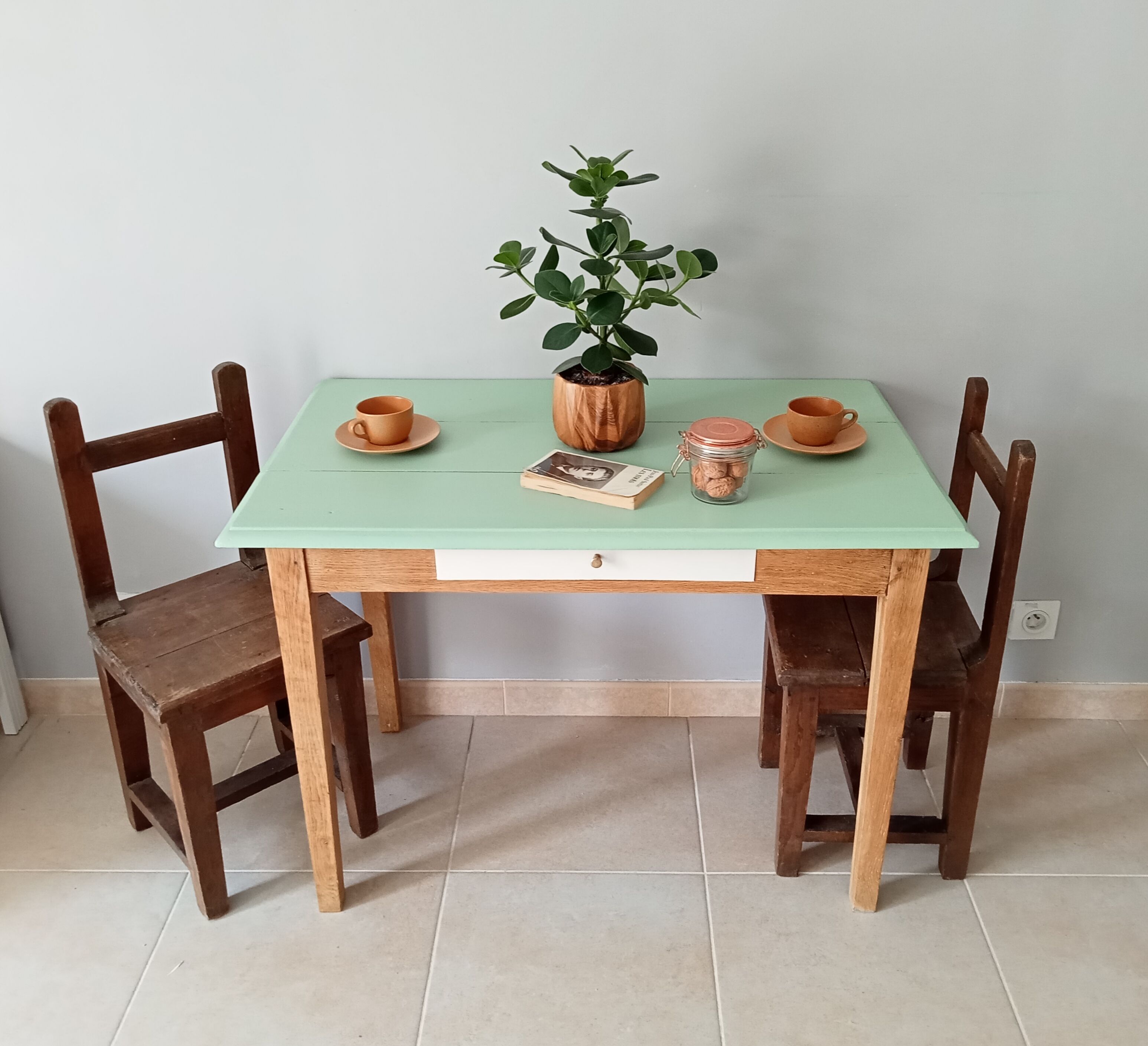 Solid oak farmhouse table 30/40s