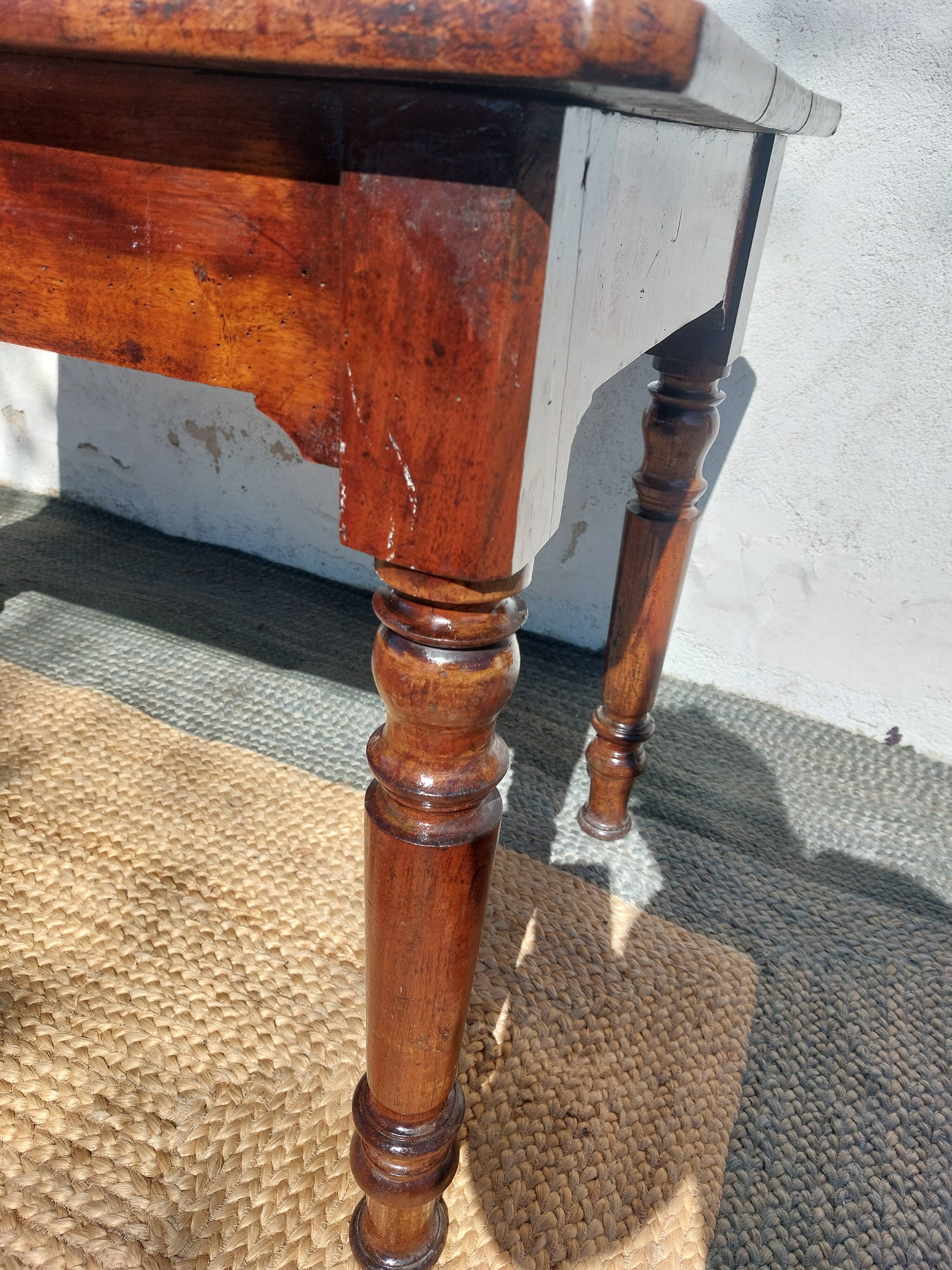 Bistro table, kitchen or desk