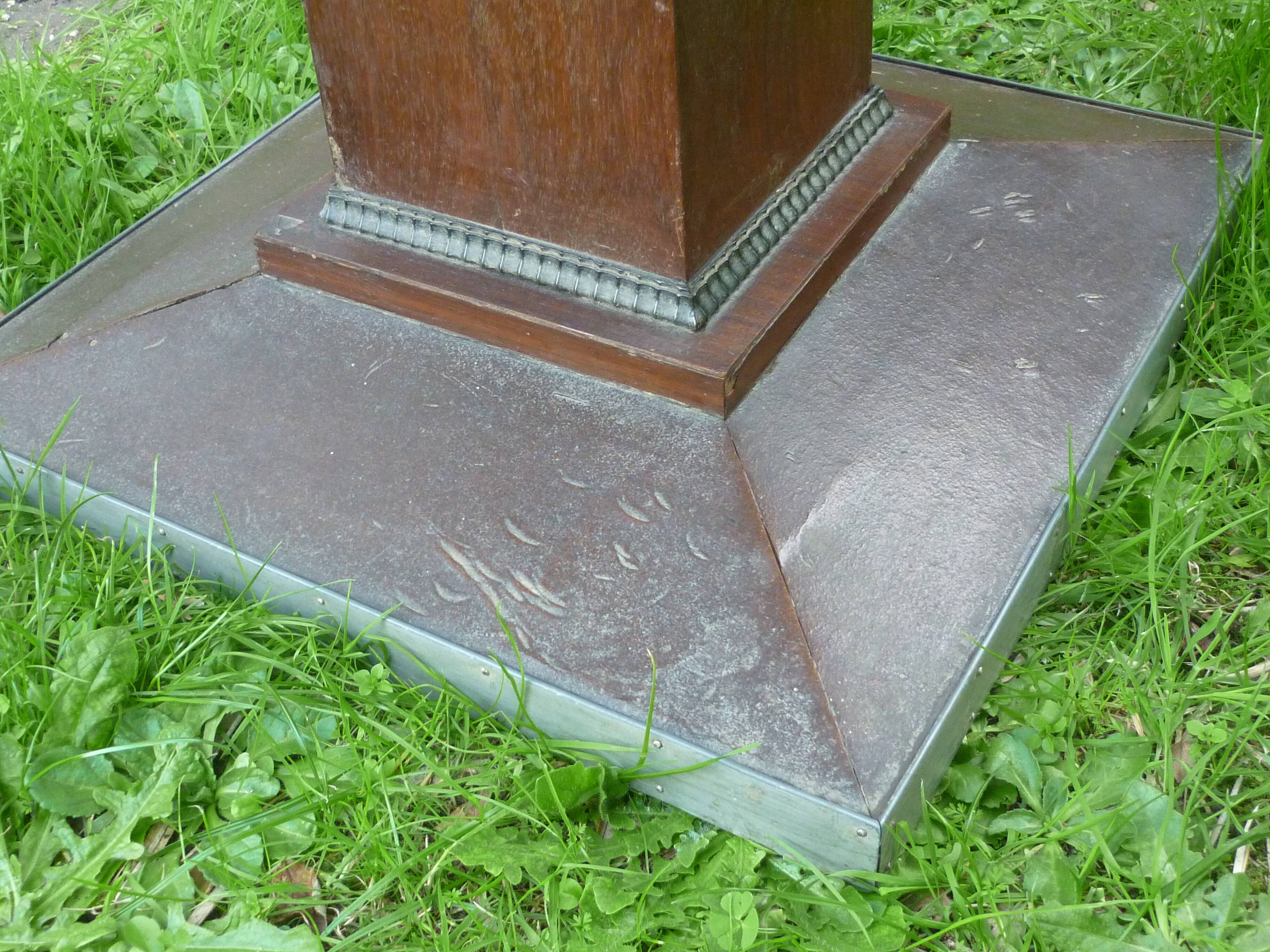 Octagonal wooden lounge table 1940-50