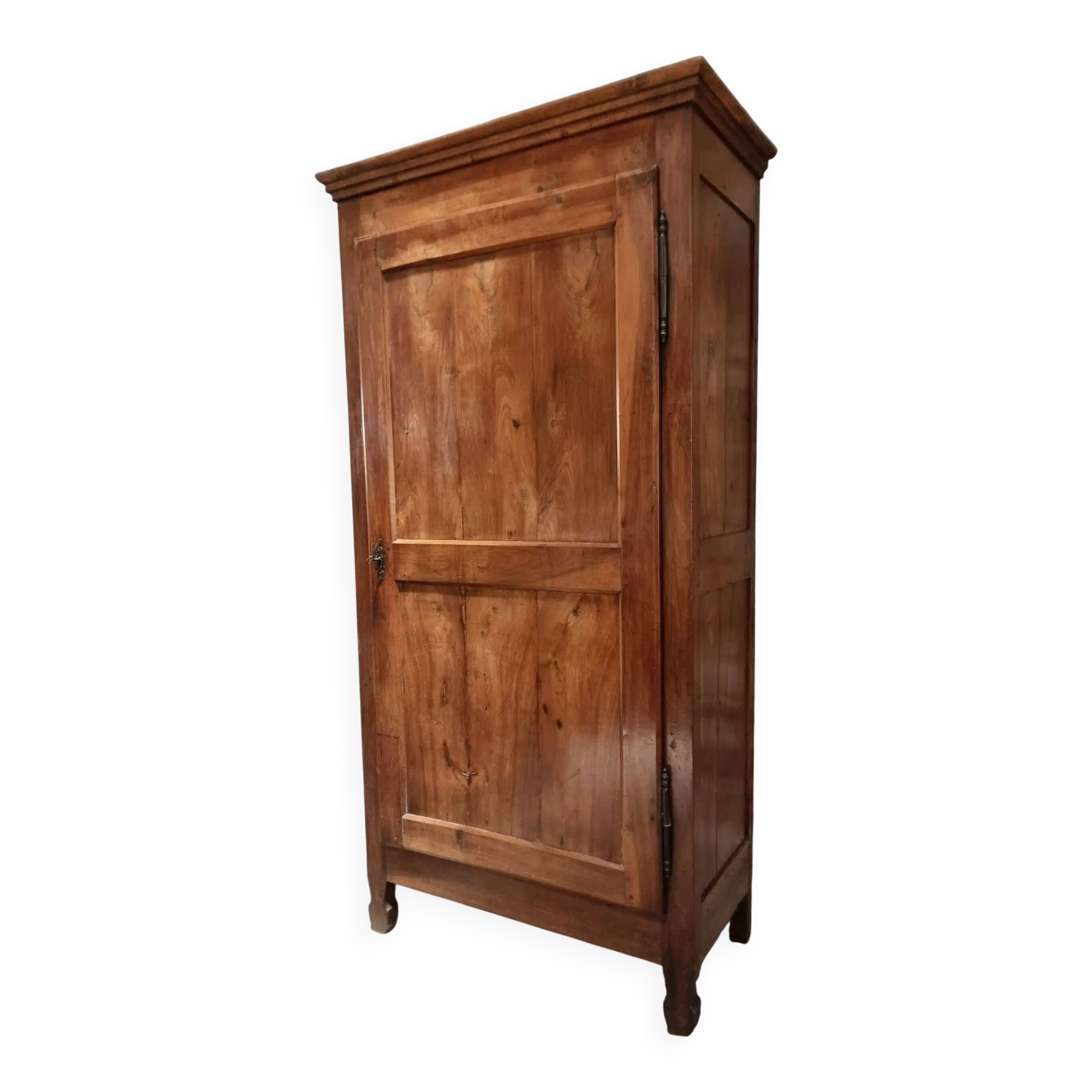 Armoire à linge, bonnetière ancienne en merisier français
