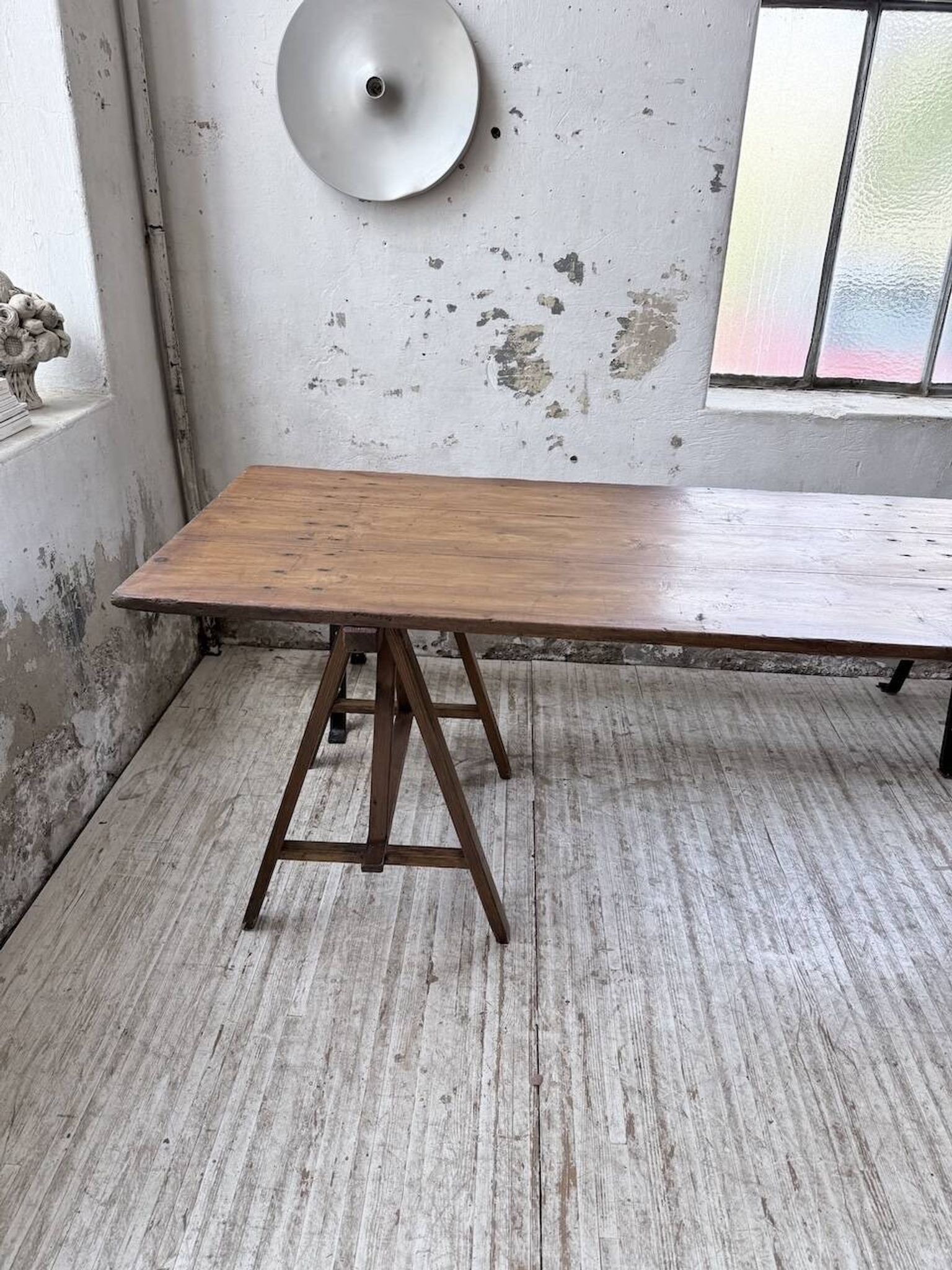 XXL trestle farm table 4m and its benches