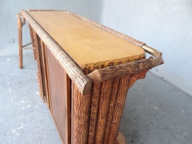 Bar style bois brut chalet montagnard 1970