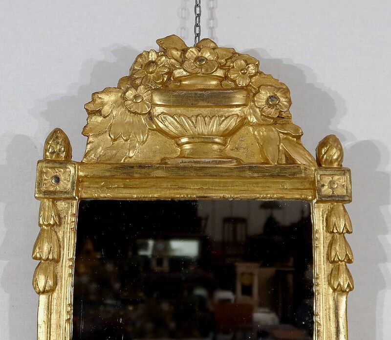 Gilded wood mirror, Louis XVI style – Early twentieth century