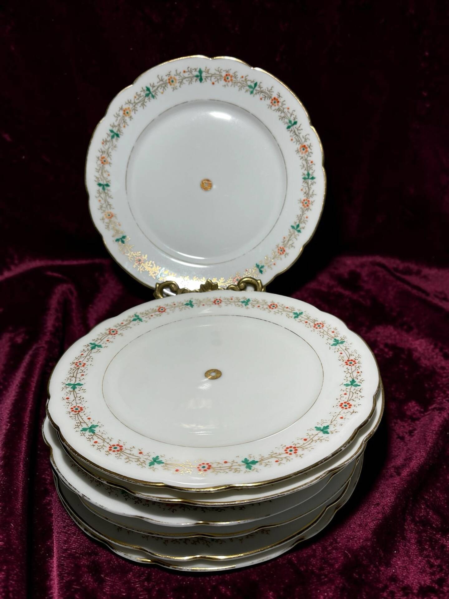 Seven antique Limoges porcelain plates – CFH / GDM