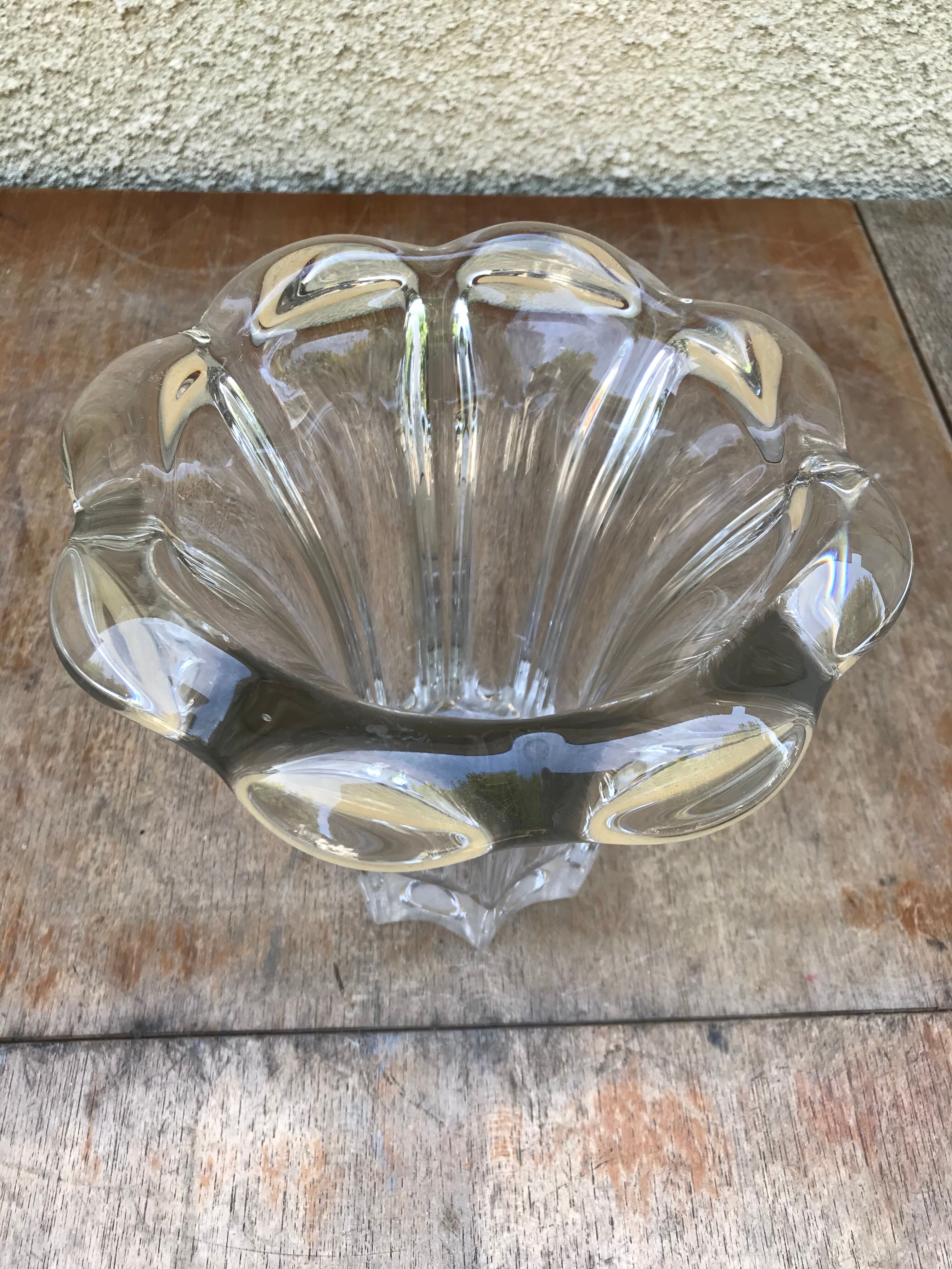 Old vase moulded glass shape flowers 70s vintage