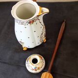 Porcelain chocolate maker