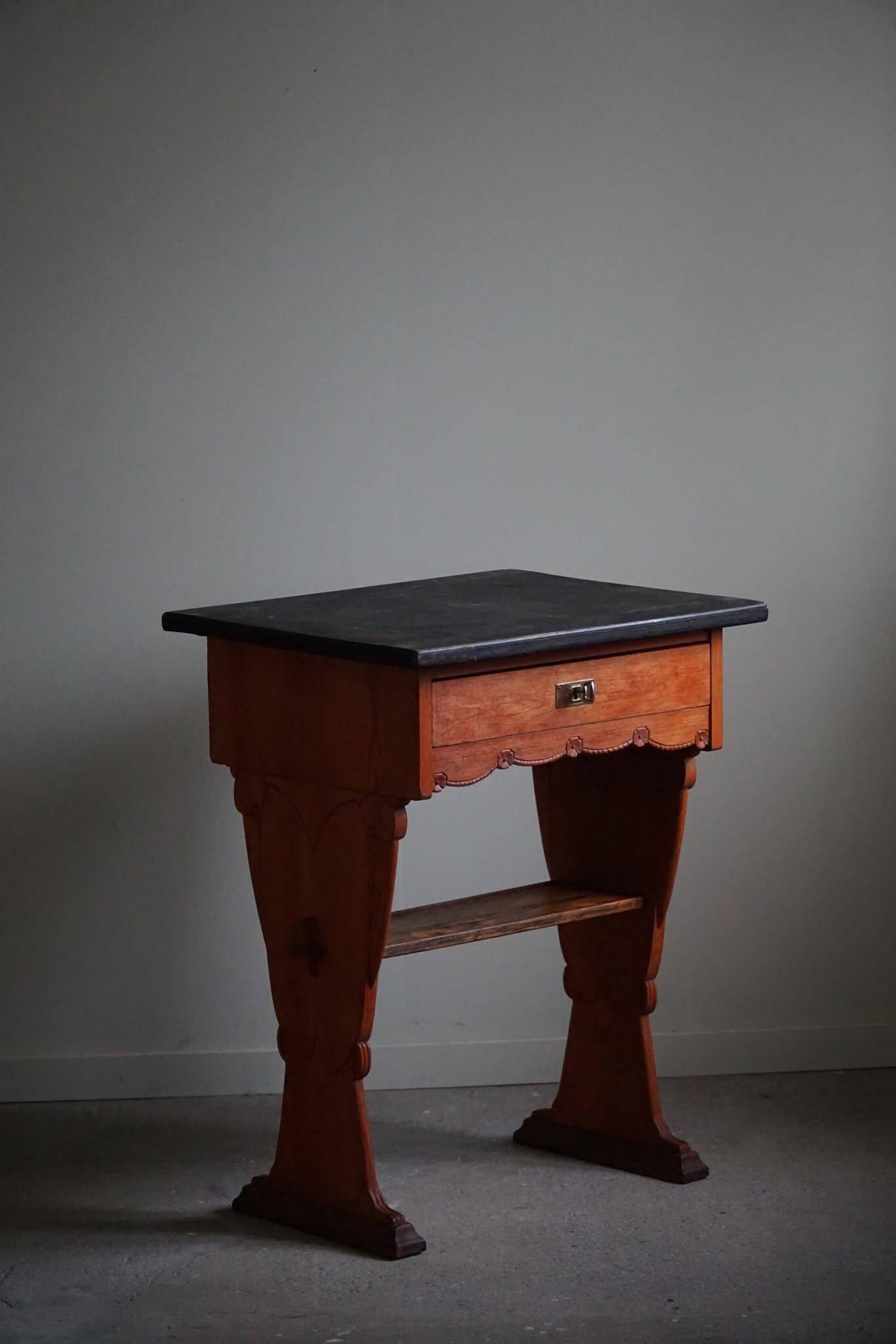 Swedish Gustavian 19th-century bureau / side table, handcrafted and antique