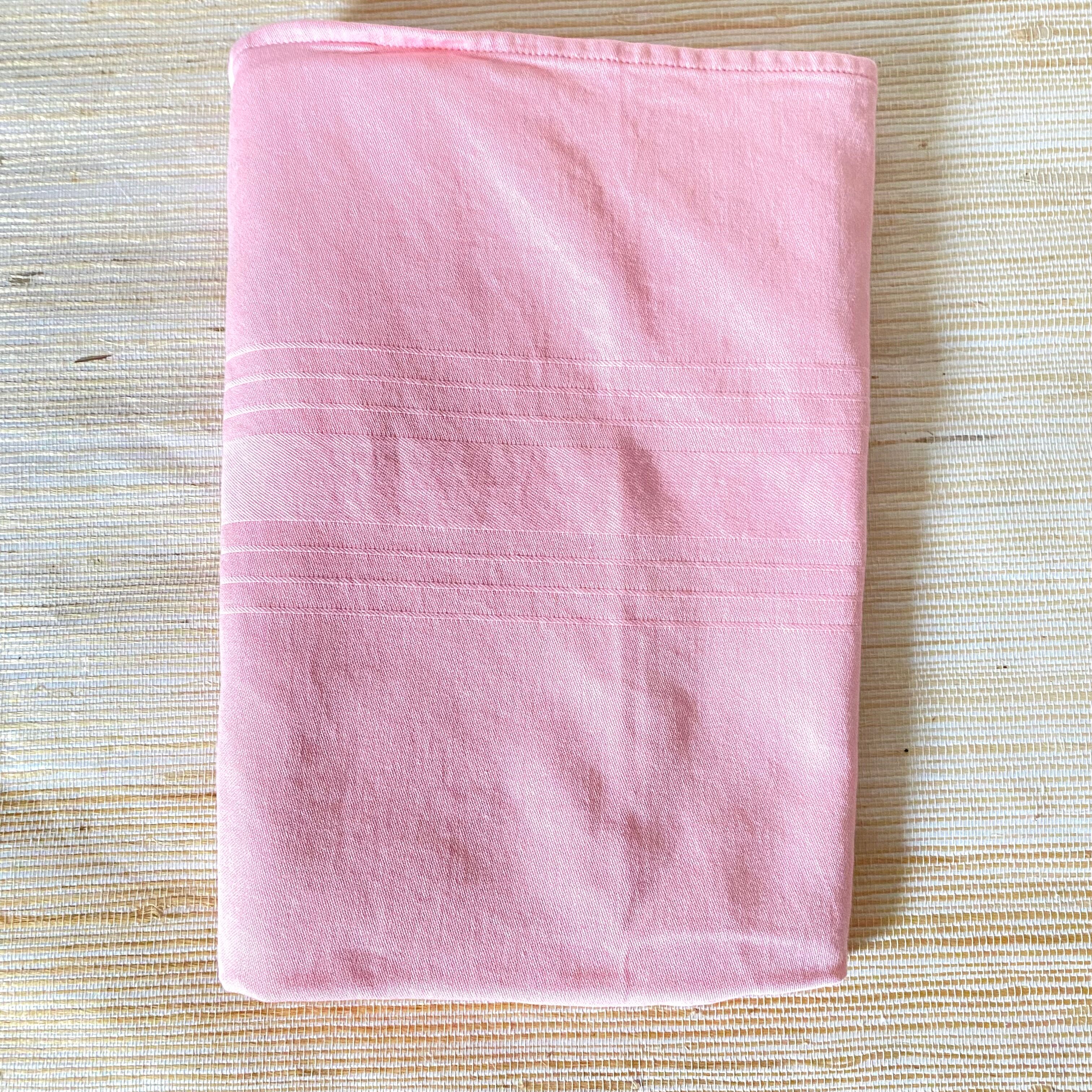 Vintage pink cotton tablecloth 140 X 130