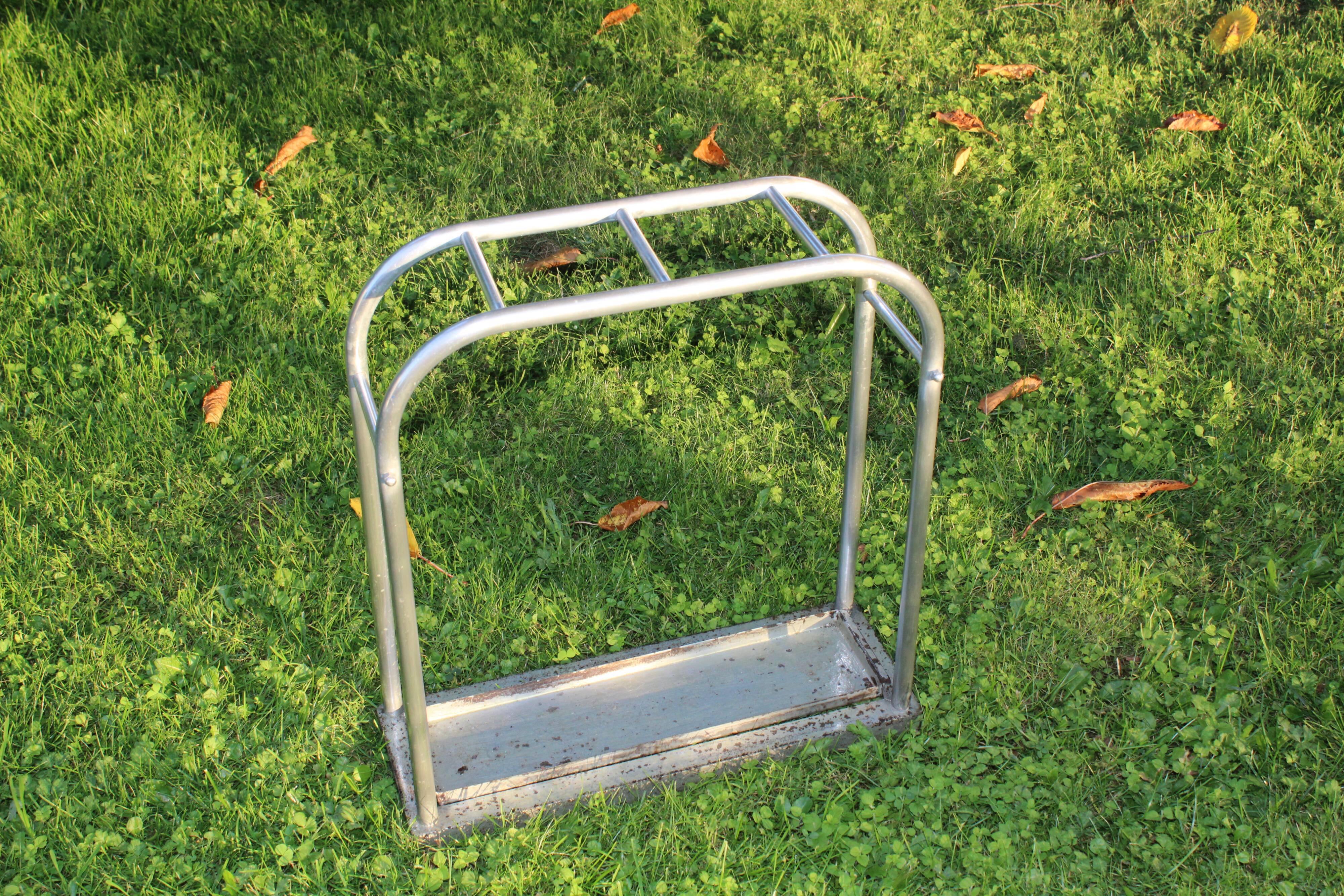 Chrome metal umbrella holder