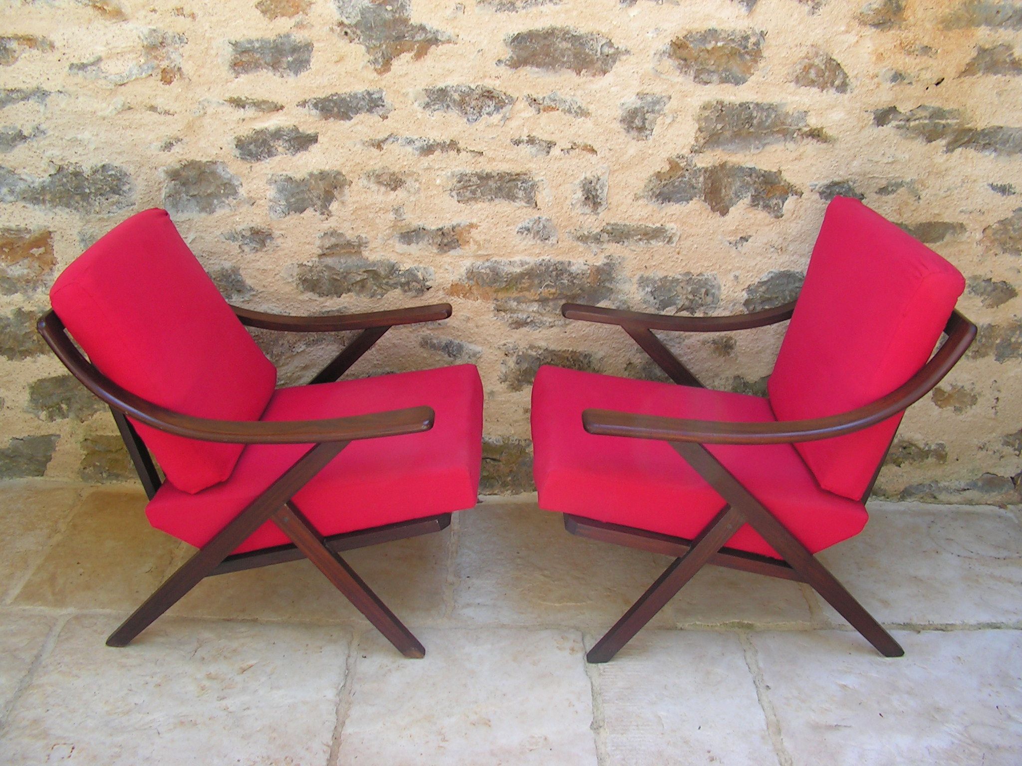 Pair of red scandinavian heater chairs