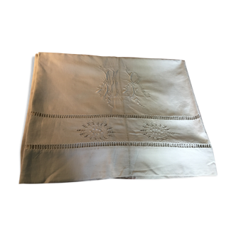 Drap en lin monogramé