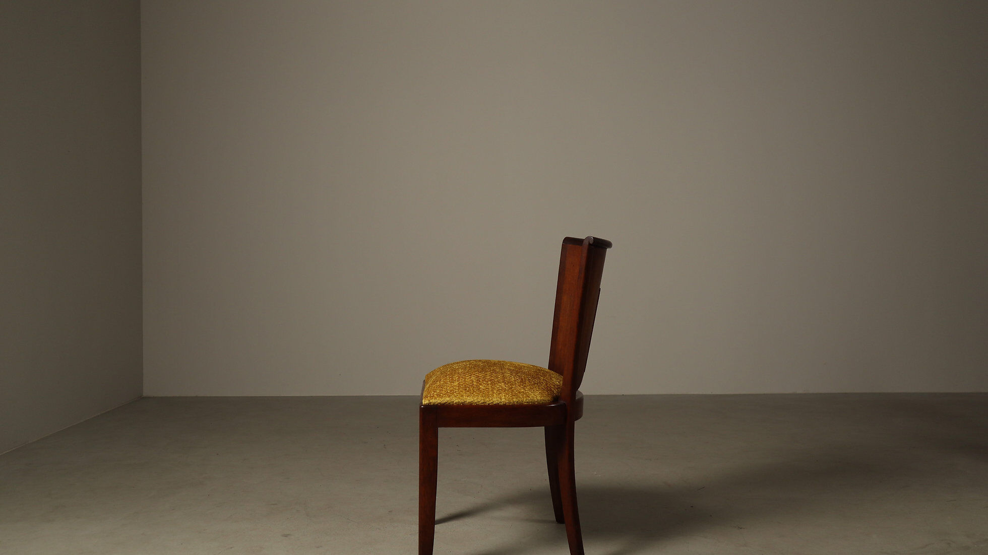 Ensemble de six chaises de salle à manger Art Déco, vers 1930.