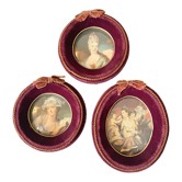 Vintage medallion frame