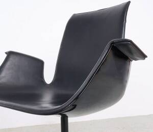 Walter Knoll "The Bucket chair" swivel chair black