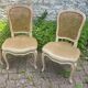 Chaises cannage et velours