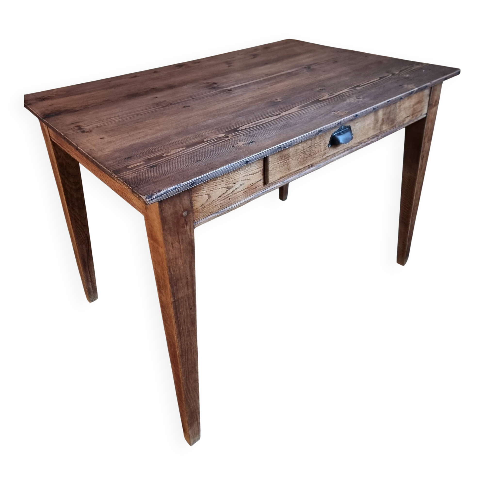French antique table with drawer – Around 1920 – Pine top and legs.