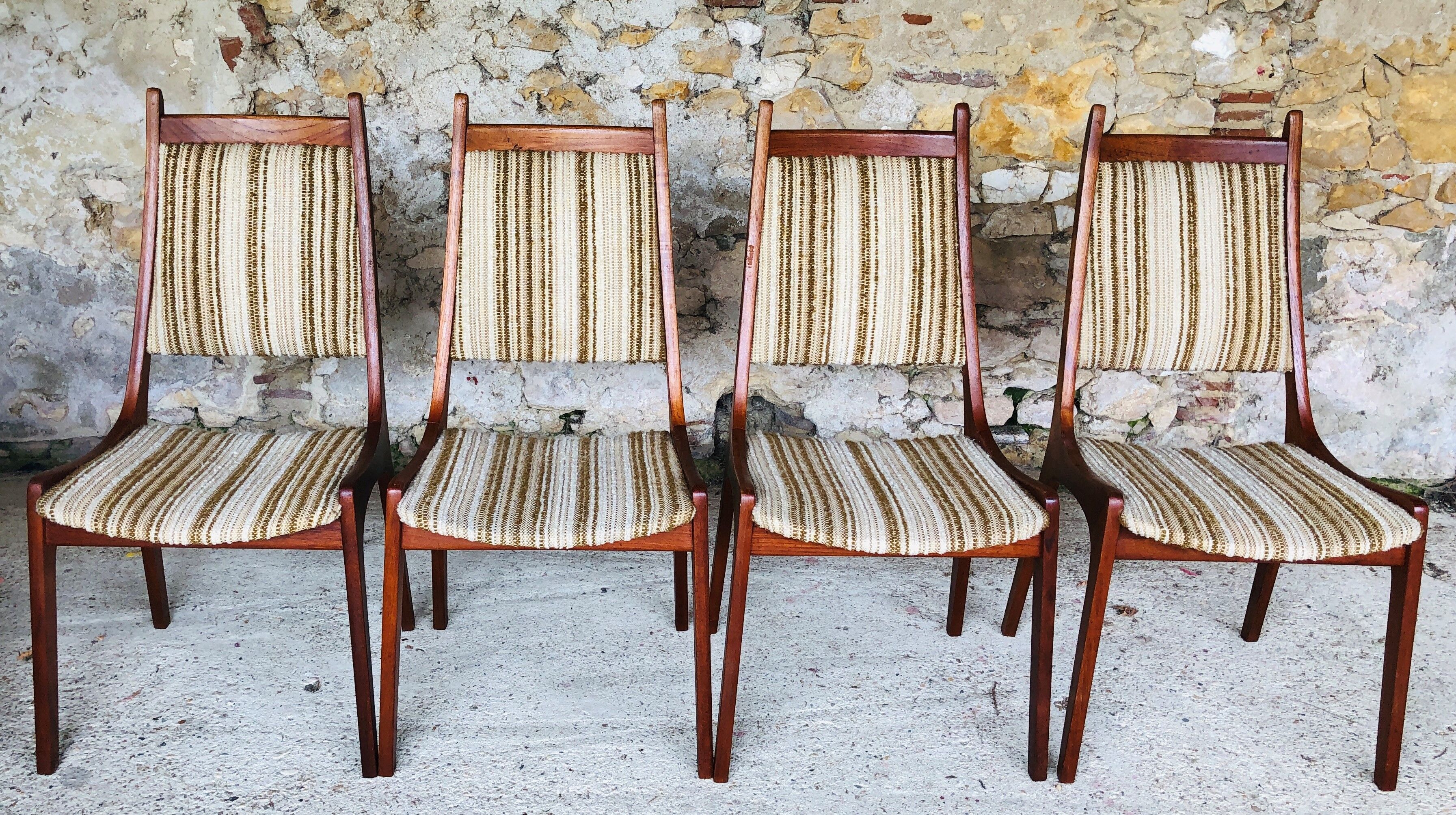 Set of 4 vintage teak chairs by R. Huber & Co., circa 60's
