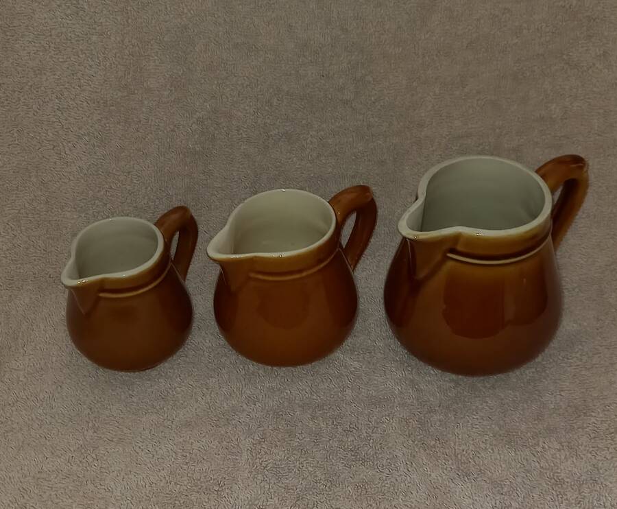 Set of 3 small carafes jugs milk pots sauce 70s vintage ceramic