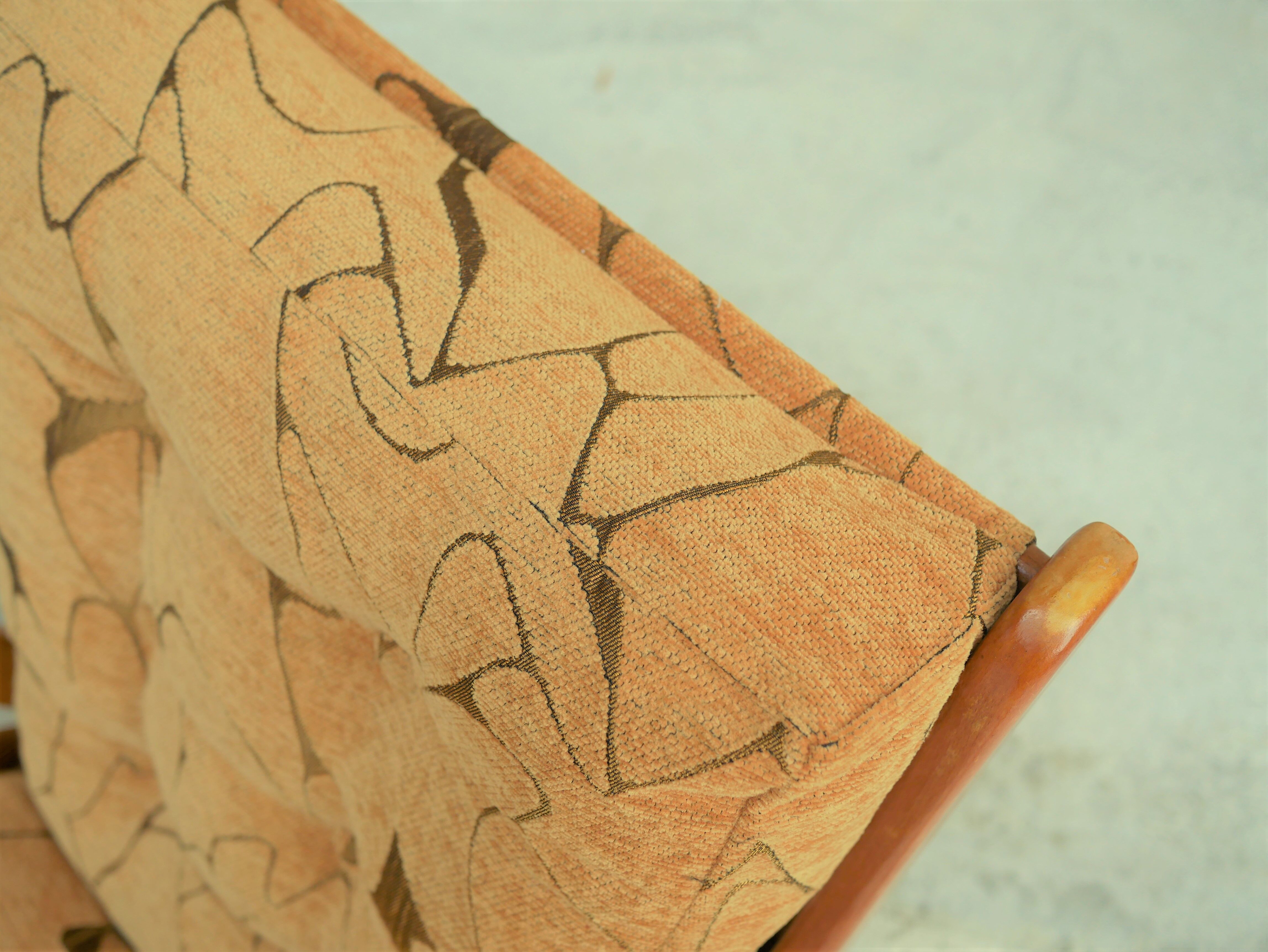 "FS 141" chair by Free-Span editions