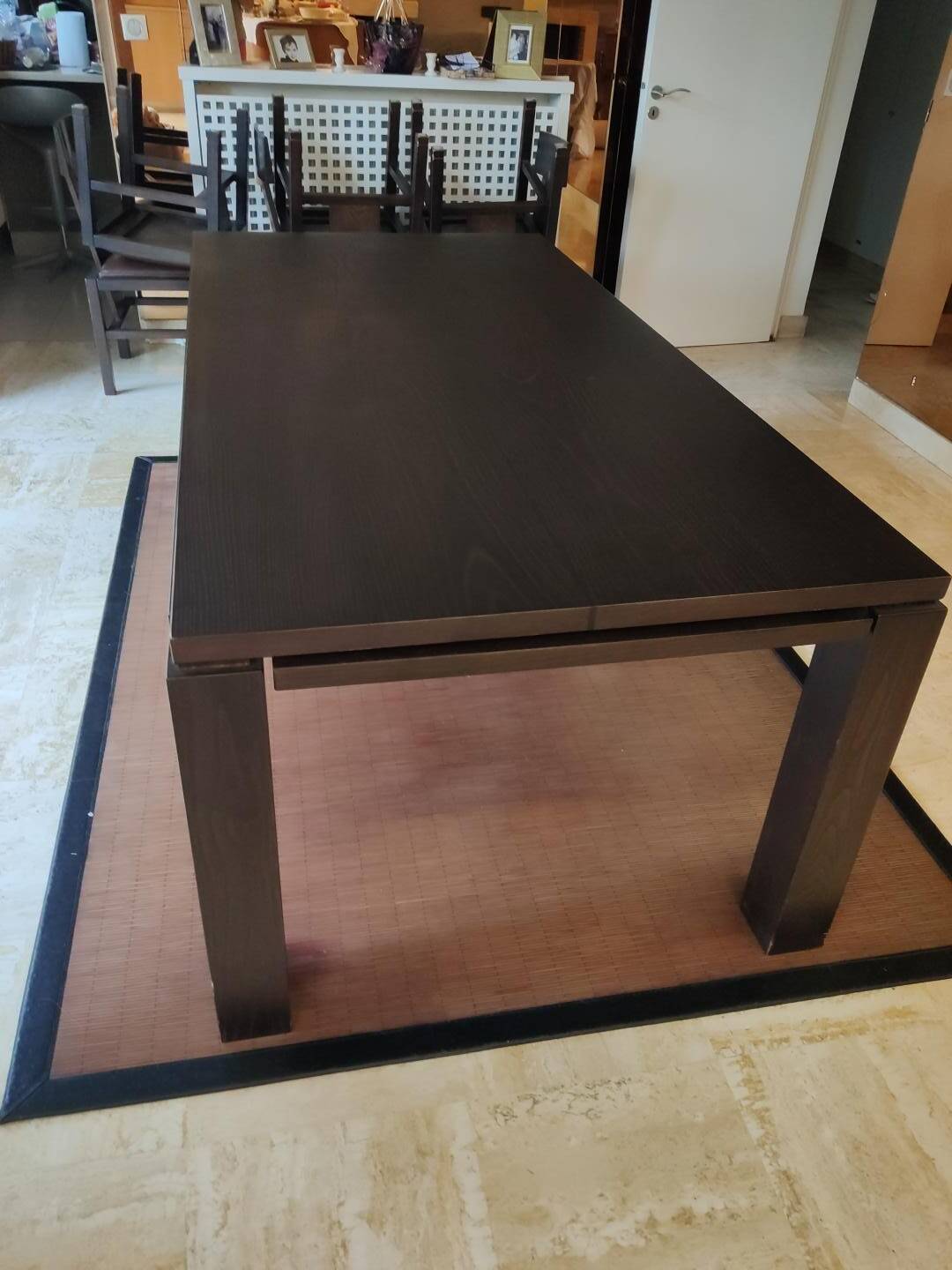 Roche Bobois dining set with a 2m table + extension and 6 solid wood chairs.