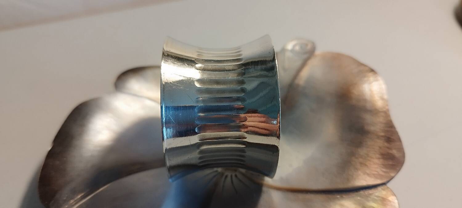 Boulenger napkin ring in silver metal