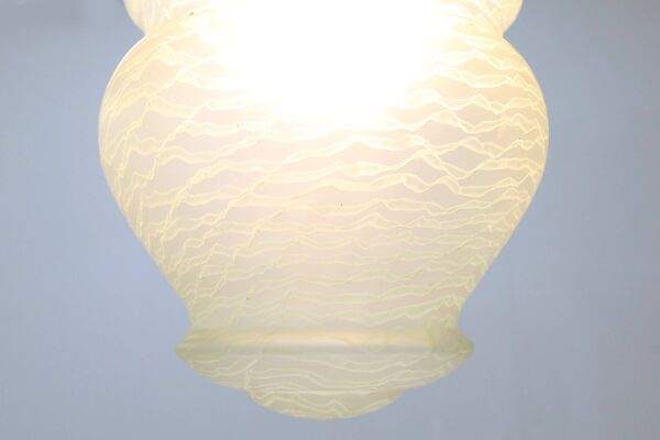 Lampe suspendue Art Déco française avec abat-jour en verre vert, 1940