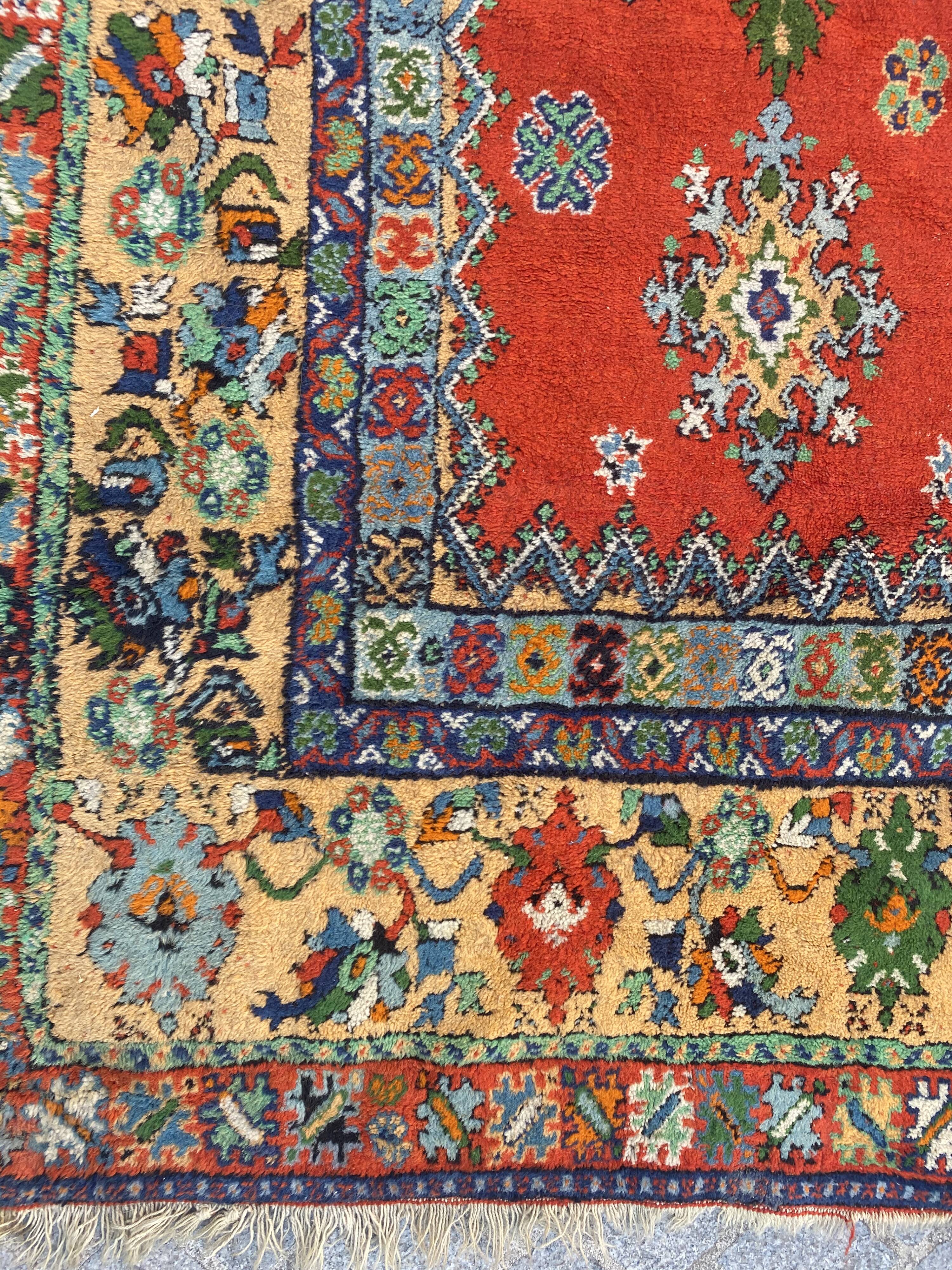 Moroccan vintage carpet handmade flap 175x255 cm