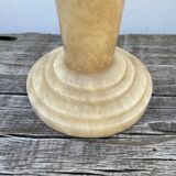 Beige alabaster art deco lamp