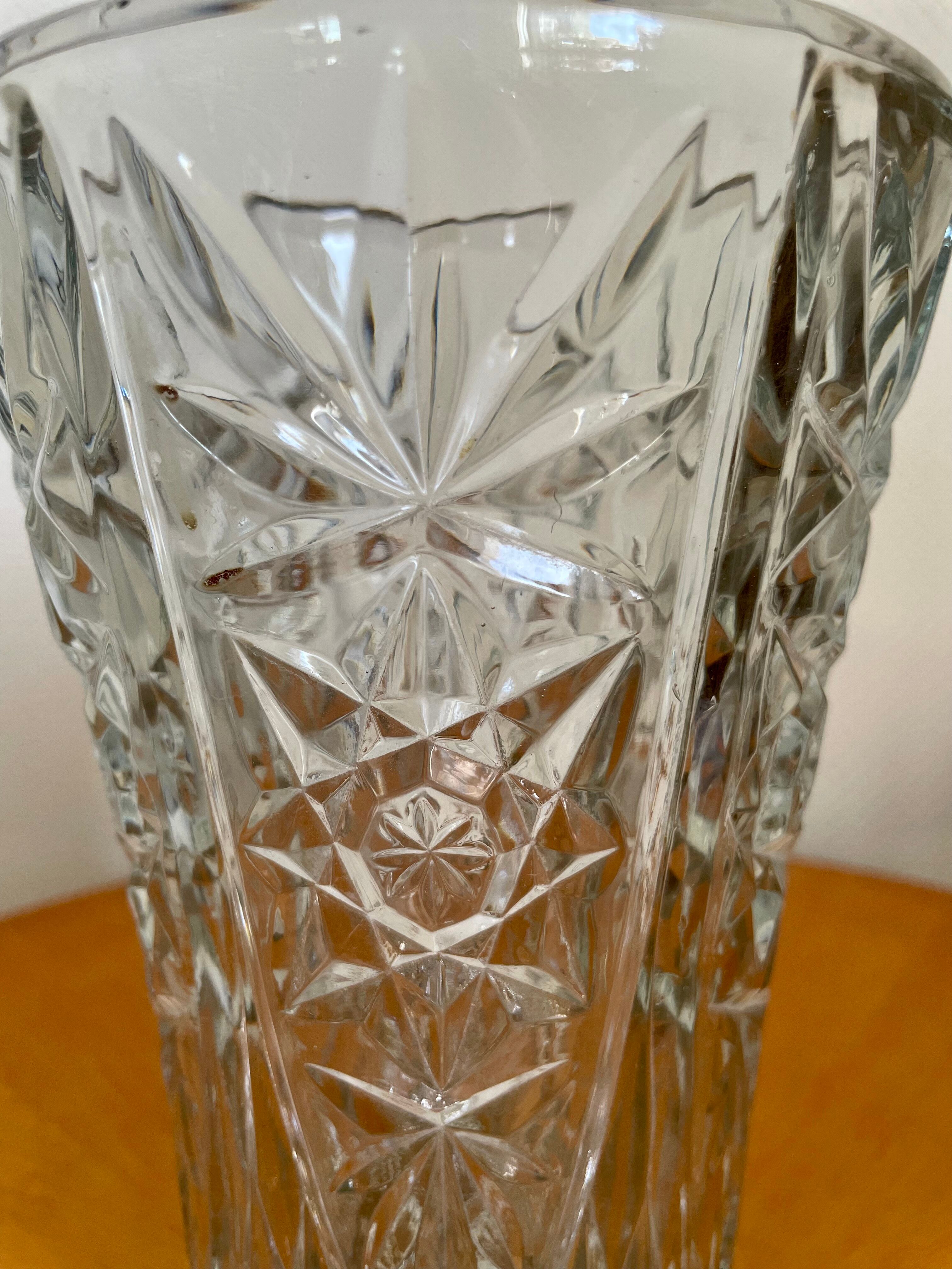 Vintage chiseled glass vase 1960 1970