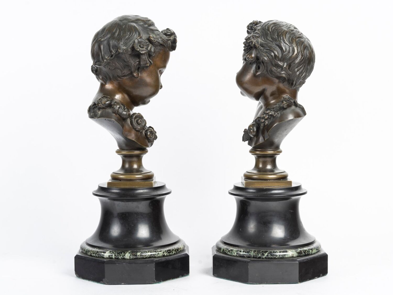 "The Children of Bacchus" Pair of Putti in bronze Late 19th Century