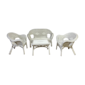 Rattan living room