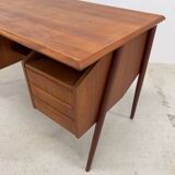 Bureau design danois vintage conçu par Gunnar Nielsen Tibergaard.
