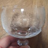 Carafe et 36 verres en cristal