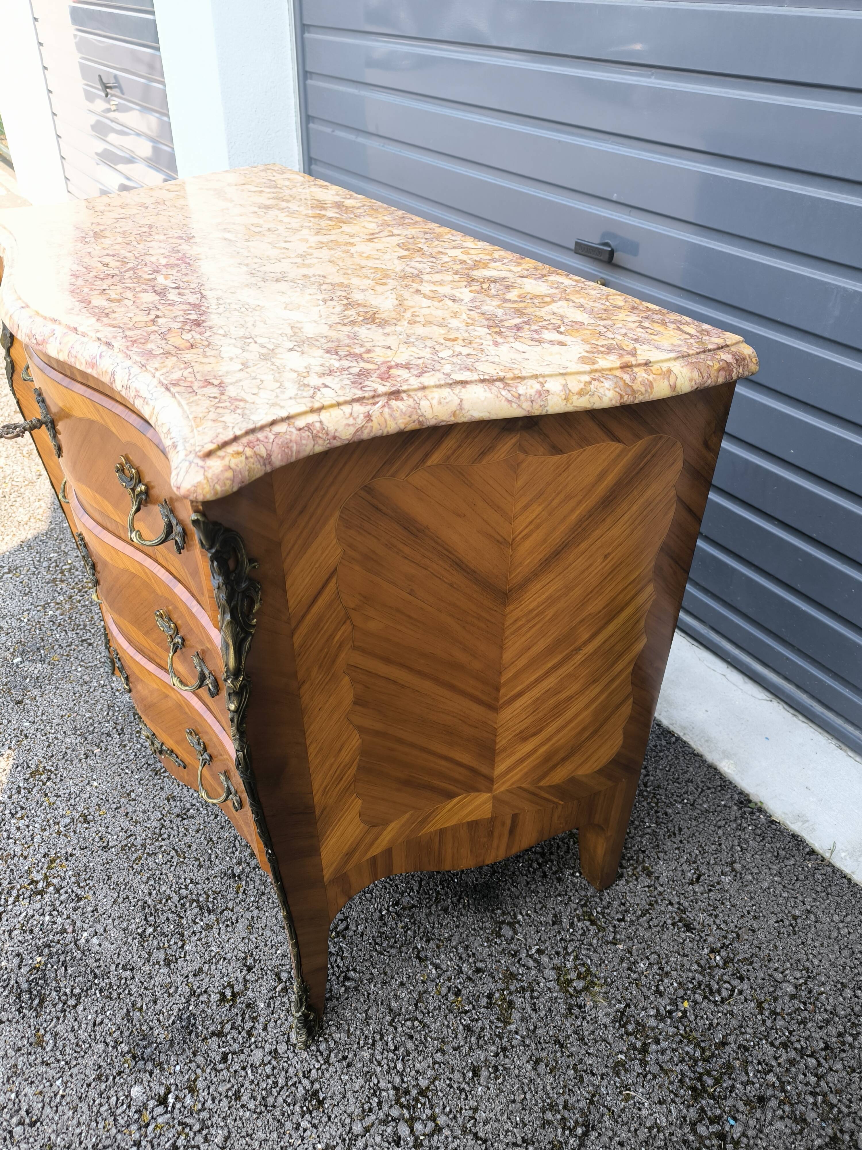 Louis XV style chest of drawers