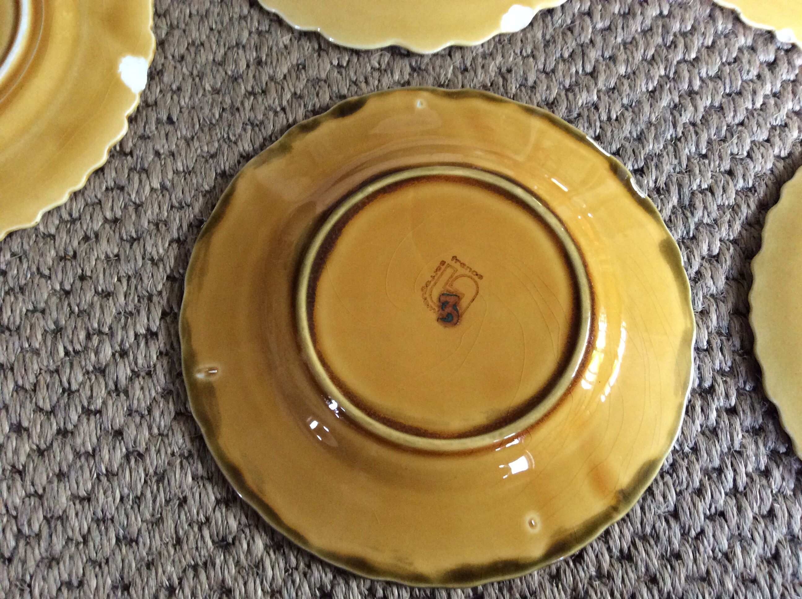 Series of 7 dessert plates