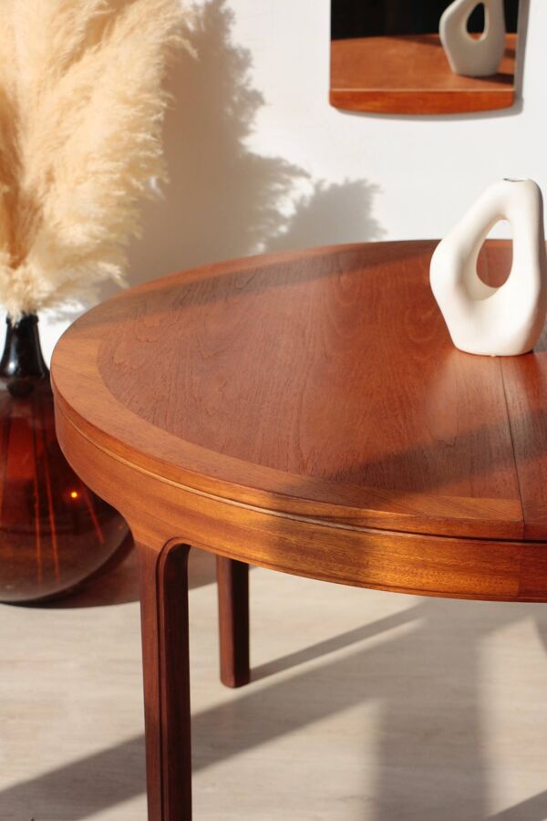 Table Extensible Vintage Teck   Modèle Nathan Polesworth