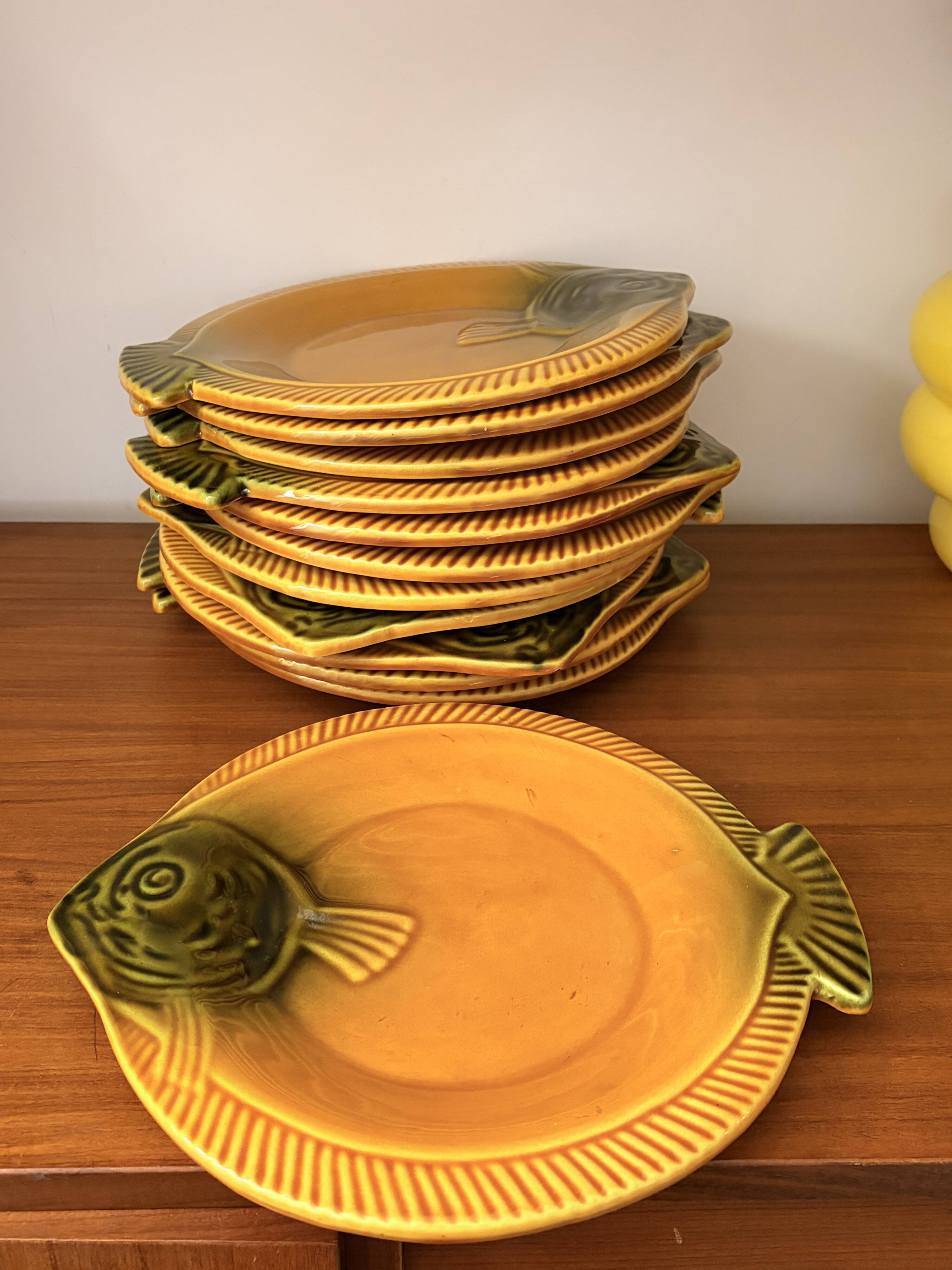 12 fish plates Vallauris in orange and green earthenware vintage 60s/70s